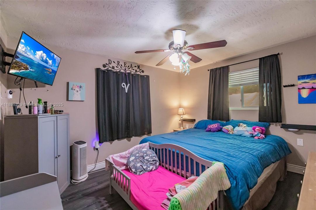 待售: $415,000 (2 贝兹, 2 浴室, 1257 平方英尺)