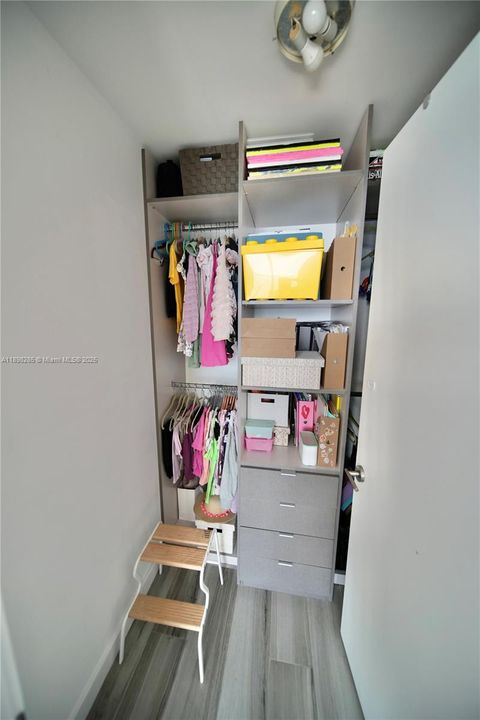 待售: $1,200,000 (2 贝兹, 3 浴室, 1137 平方英尺)