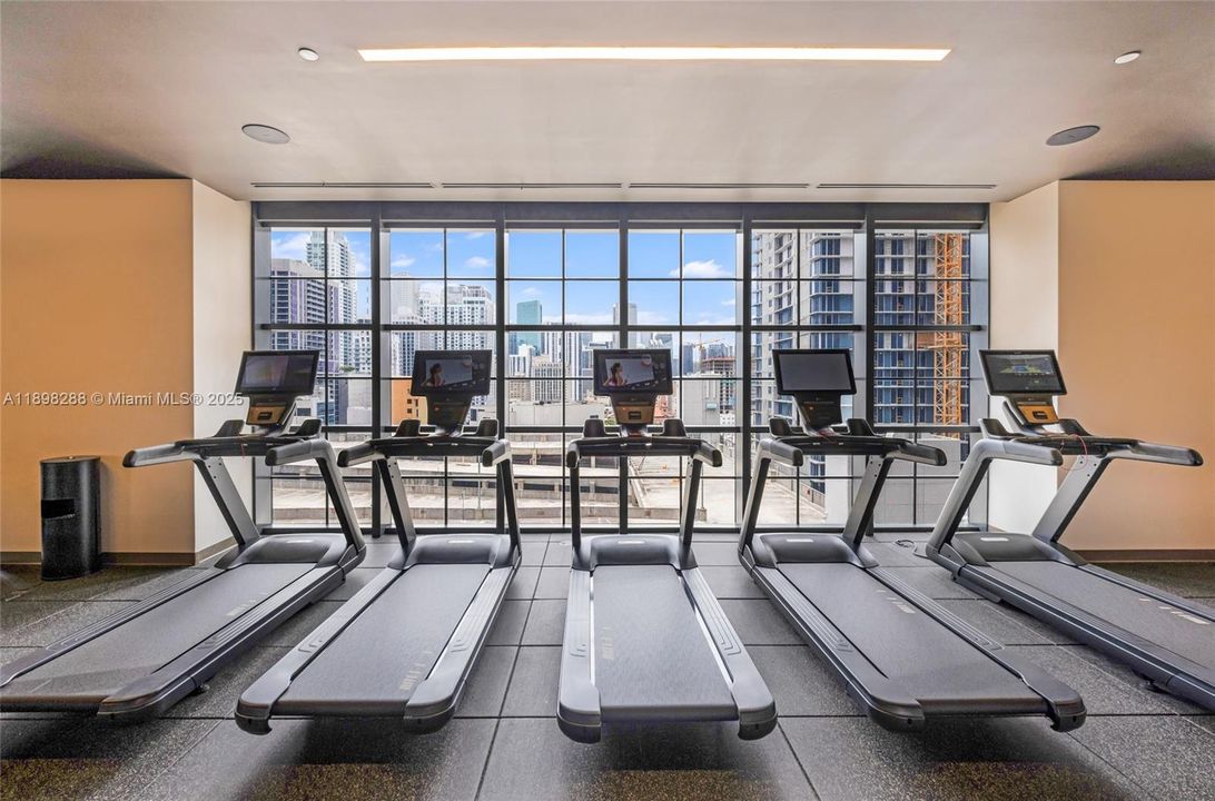 На продажу: $860,000 (2 спален, 2 ванн, 907 Квадратных фут)