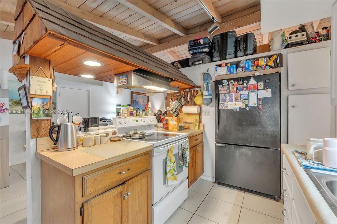 待售: $719,000 (3 贝兹, 2 浴室, 1372 平方英尺)