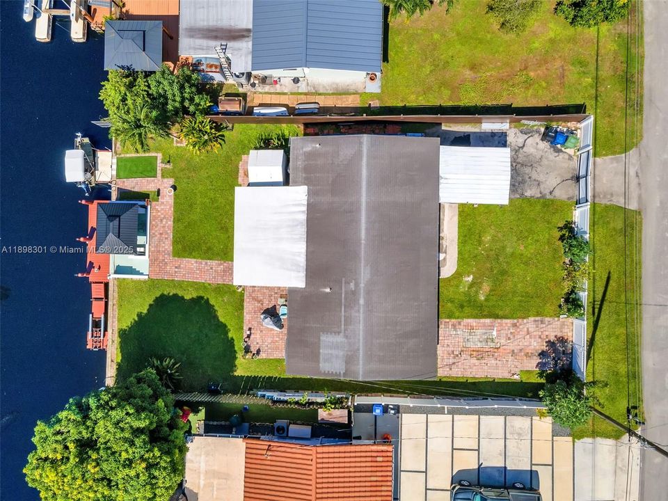 待售: $719,000 (3 贝兹, 2 浴室, 1372 平方英尺)