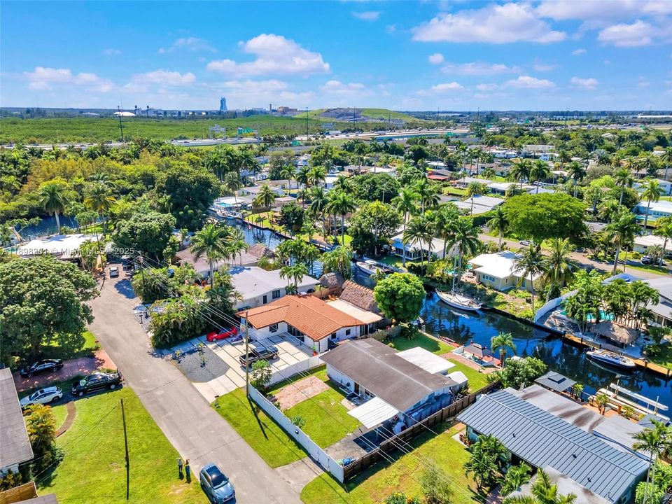 待售: $719,000 (3 贝兹, 2 浴室, 1372 平方英尺)