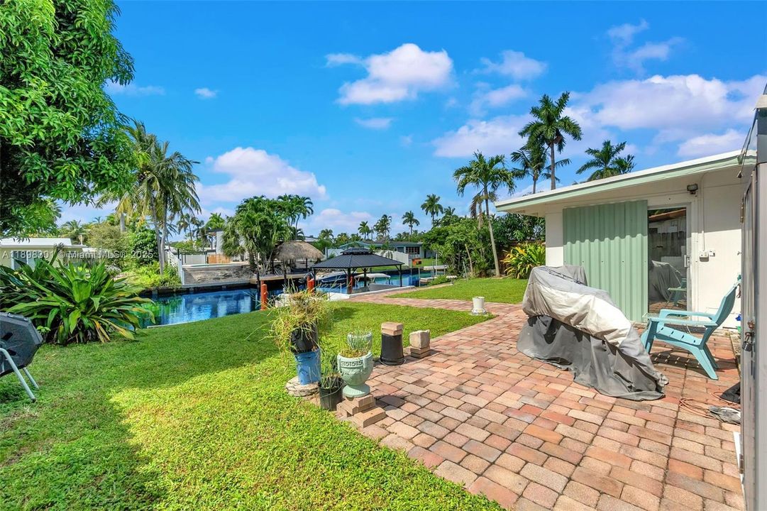 待售: $719,000 (3 贝兹, 2 浴室, 1372 平方英尺)