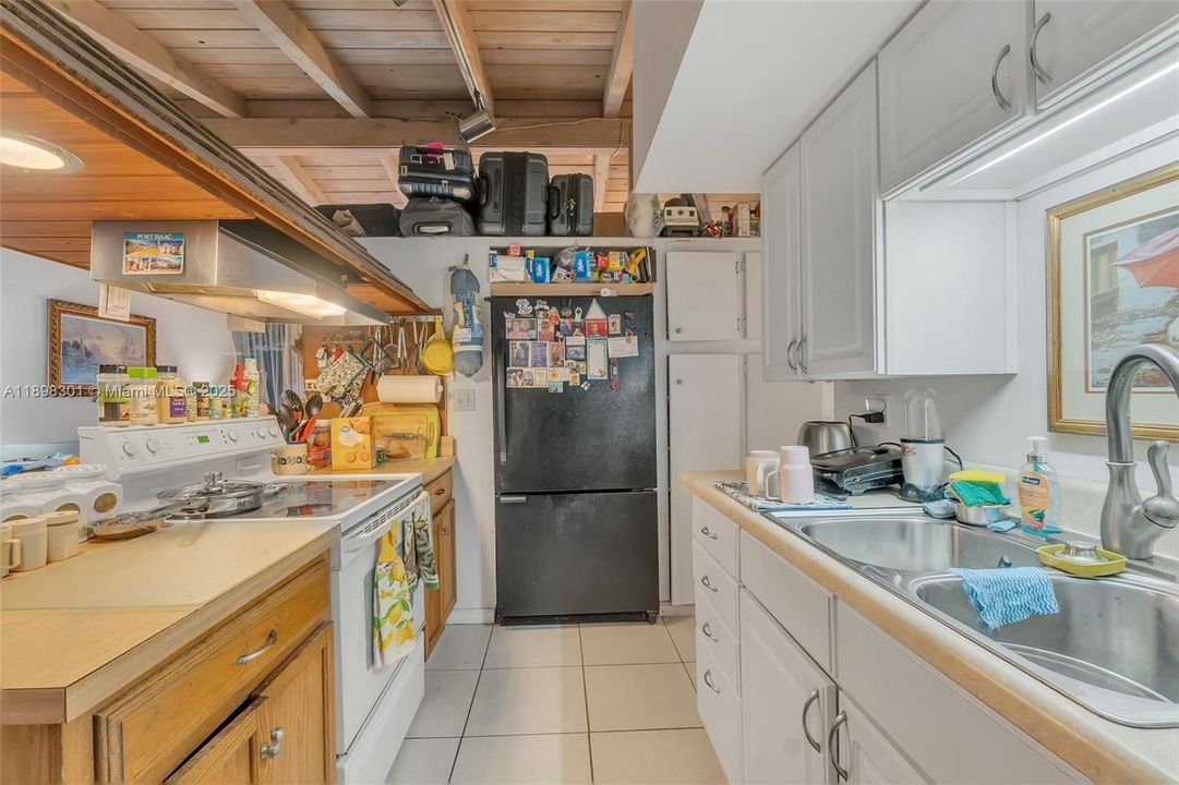 待售: $719,000 (3 贝兹, 2 浴室, 1372 平方英尺)