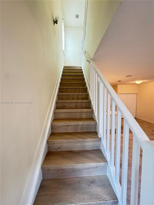 出租: $4,600 (3 贝兹, 2 浴室, 1866 平方英尺)