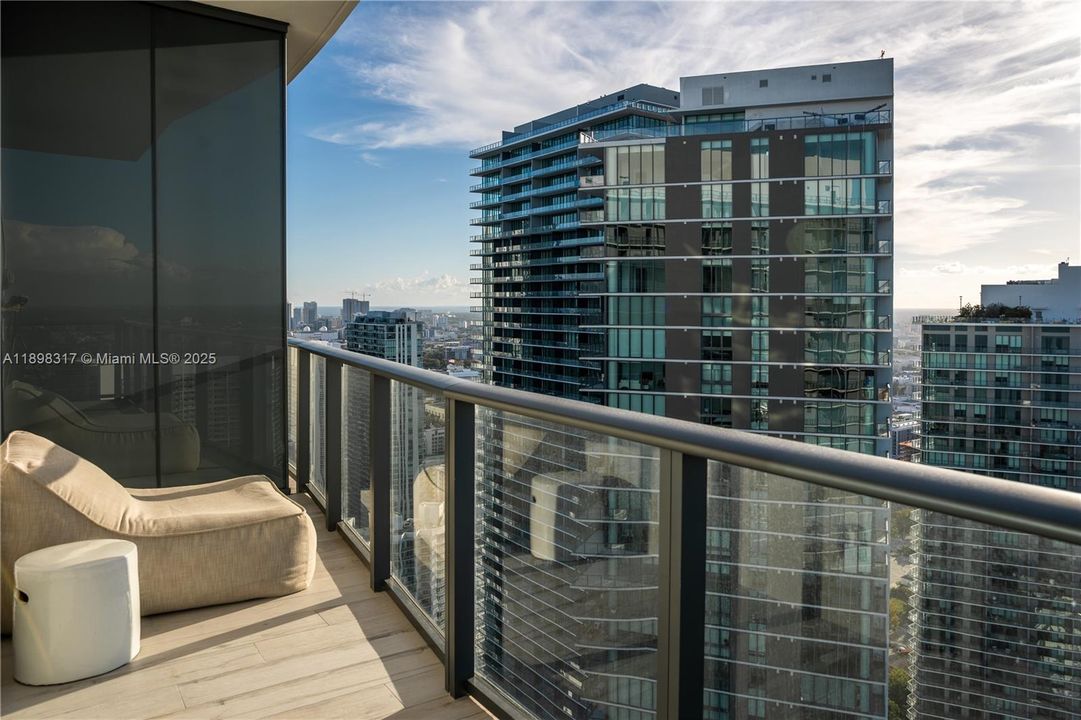 For Rent: $25,000 (4 beds, 4 baths, 2887 Square Feet)