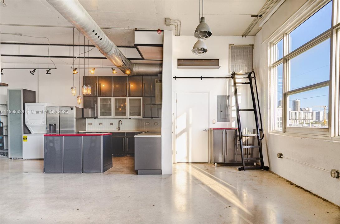 For Rent: $5,500 (0 beds, 0 baths, 0 Square Feet)