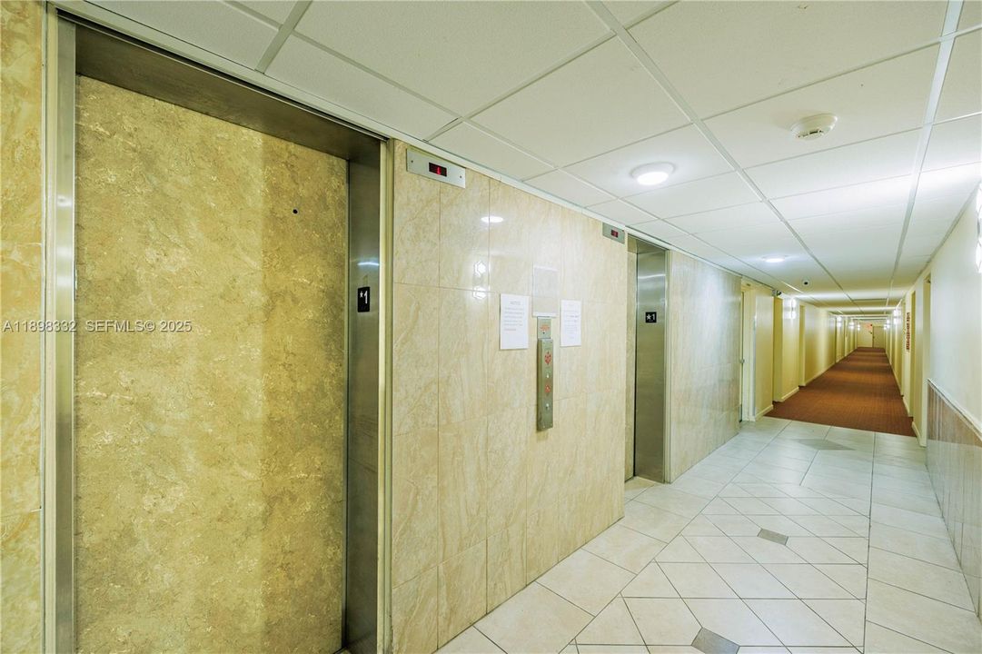 На продажу: $119,000 (1 спален, 2 ванн, 928 Квадратных фут)