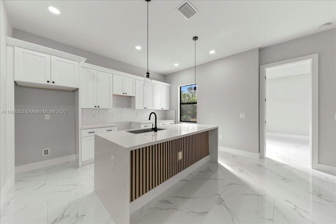 Active With Contract: $375,000 (4 beds, 2 baths, 1842 Square Feet)