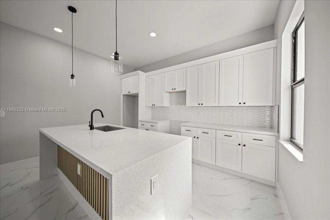 Active With Contract: $375,000 (4 beds, 2 baths, 1842 Square Feet)