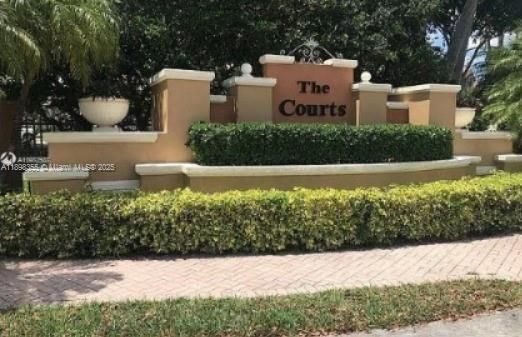 For Sale: $380,000 (2 beds, 2 baths, 1308 Square Feet)