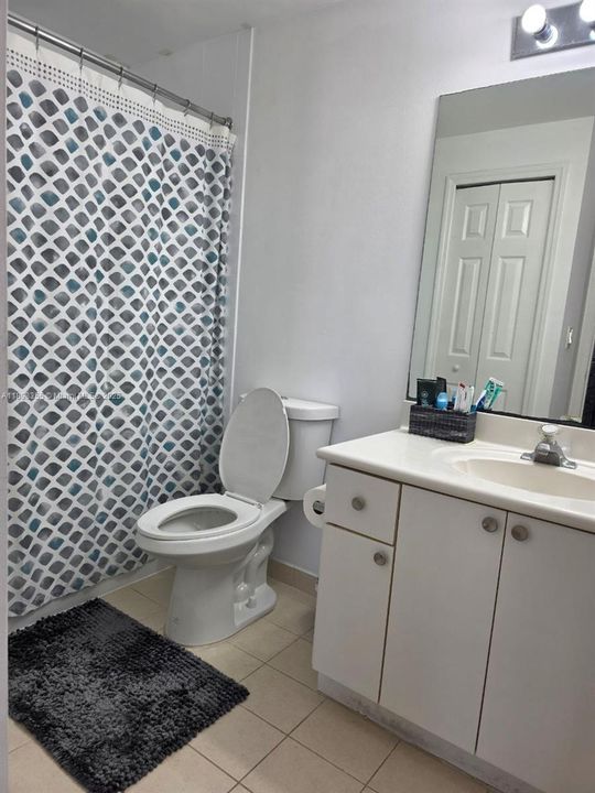 For Sale: $380,000 (2 beds, 2 baths, 1308 Square Feet)