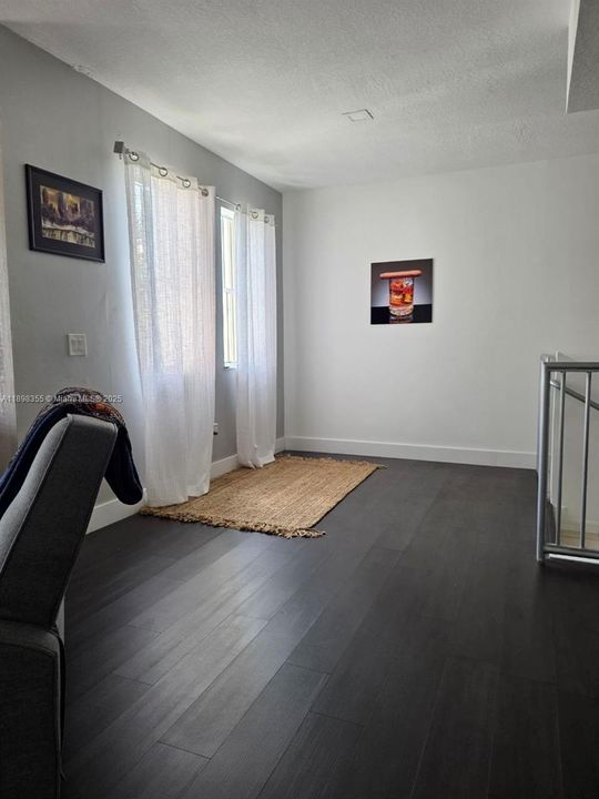 For Sale: $380,000 (2 beds, 2 baths, 1308 Square Feet)