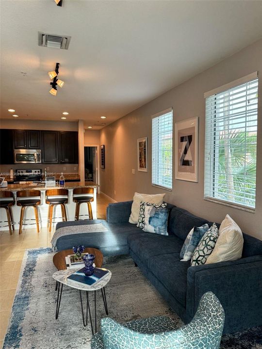 For Rent: $3,250 (3 beds, 3 baths, 1745 Square Feet)