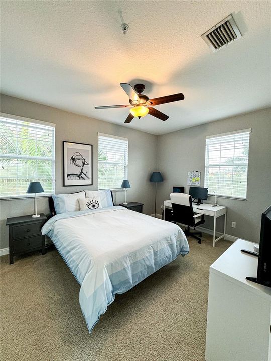 For Rent: $3,250 (3 beds, 3 baths, 1745 Square Feet)