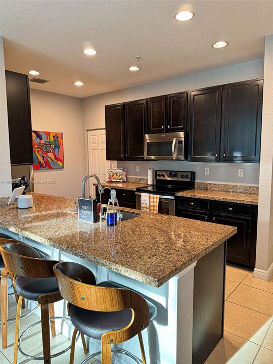 For Rent: $3,250 (3 beds, 3 baths, 1745 Square Feet)