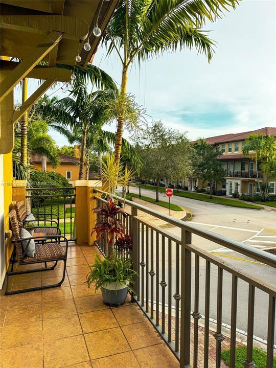 For Rent: $3,250 (3 beds, 3 baths, 1745 Square Feet)