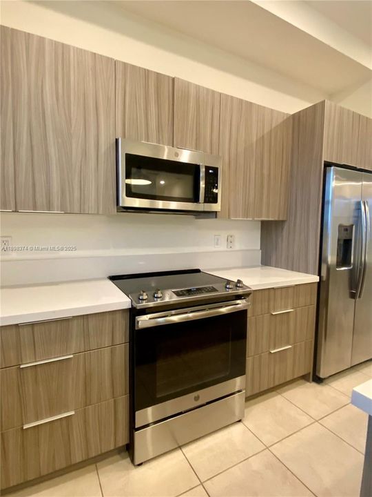 For Sale: $449,900 (3 beds, 2 baths, 1345 Square Feet)