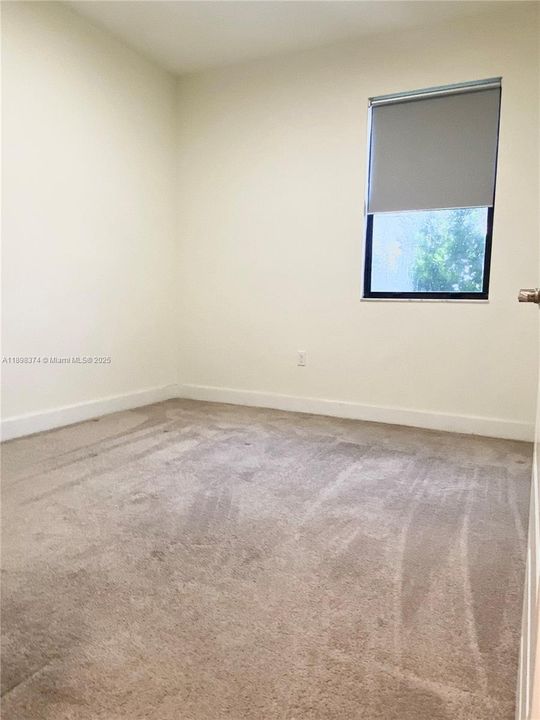 For Sale: $449,900 (3 beds, 2 baths, 1345 Square Feet)