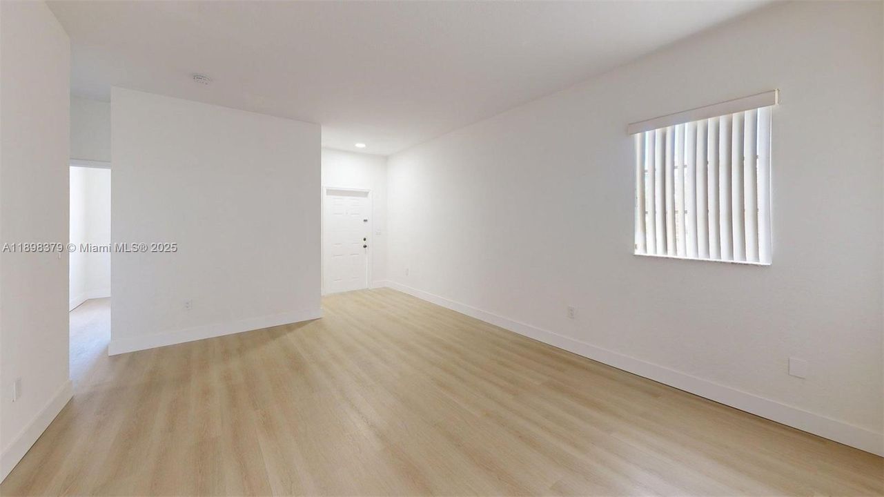 На продажу: $254,000 (3 спален, 2 ванн, 1194 Квадратных фут)