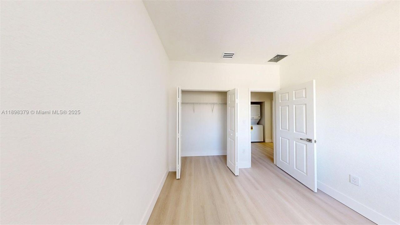 На продажу: $254,000 (3 спален, 2 ванн, 1194 Квадратных фут)