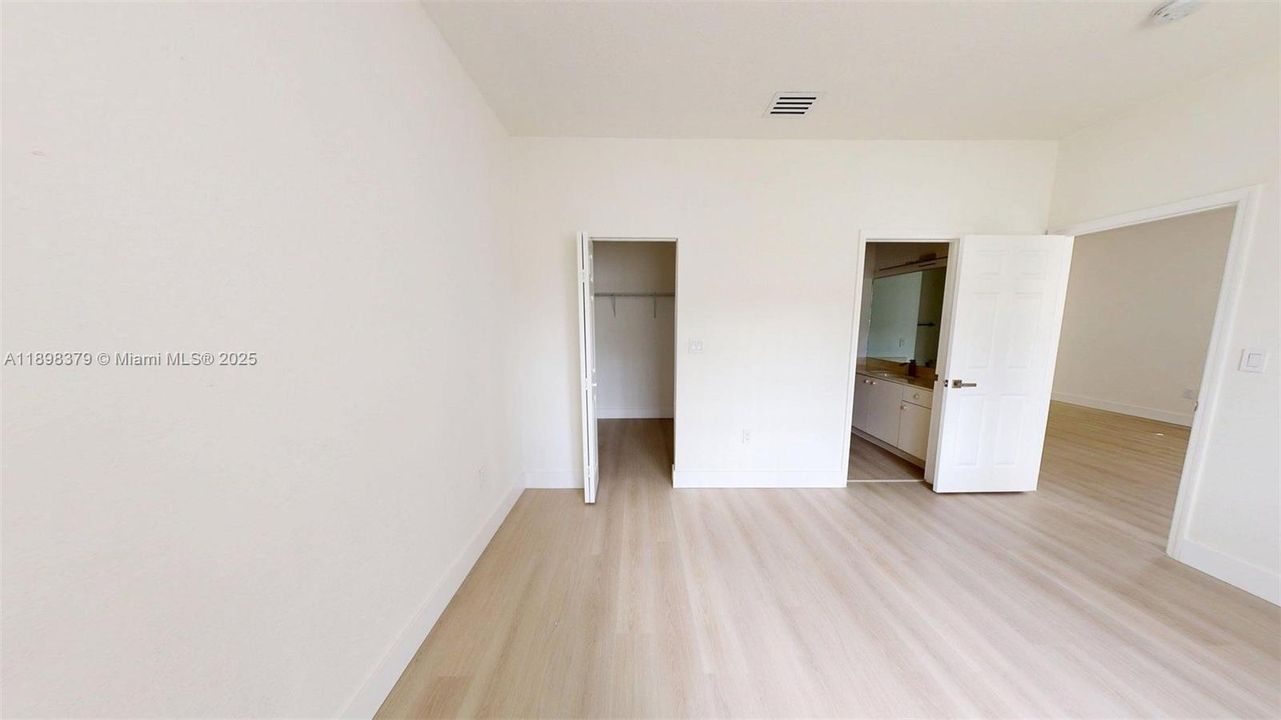 На продажу: $254,000 (3 спален, 2 ванн, 1194 Квадратных фут)