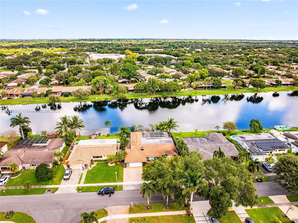 待售: $859,000 (3 贝兹, 2 浴室, 2306 平方英尺)