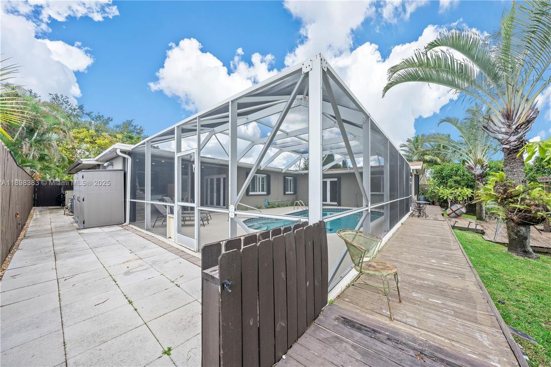 待售: $859,000 (3 贝兹, 2 浴室, 2306 平方英尺)