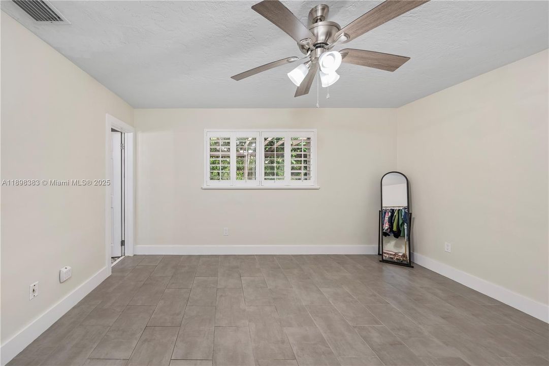 待售: $859,000 (3 贝兹, 2 浴室, 2306 平方英尺)