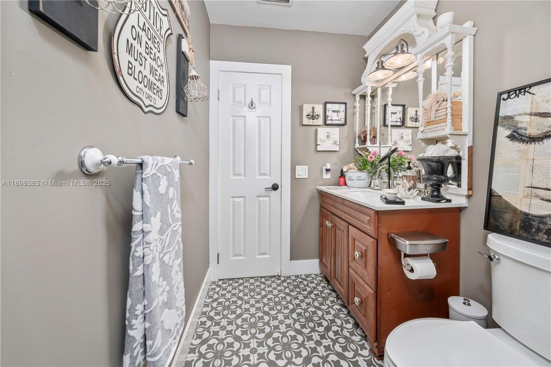 待售: $859,000 (3 贝兹, 2 浴室, 2306 平方英尺)