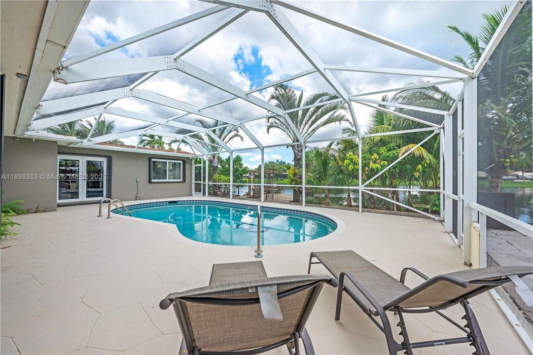 待售: $859,000 (3 贝兹, 2 浴室, 2306 平方英尺)