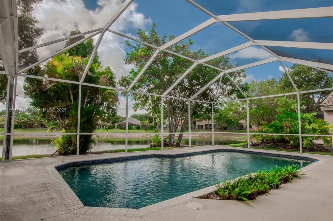 For Rent: $5,500 (4 beds, 3 baths, 2356 Square Feet)