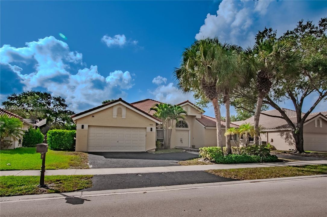 For Rent: $5,500 (4 beds, 3 baths, 2356 Square Feet)