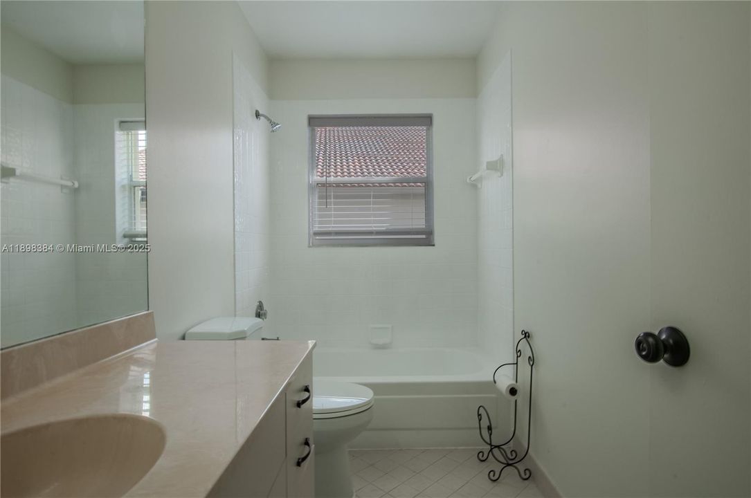 For Rent: $5,500 (4 beds, 3 baths, 2356 Square Feet)