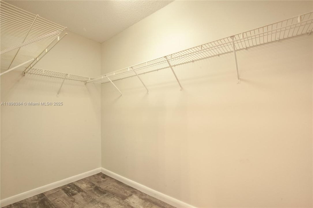 For Rent: $5,500 (4 beds, 3 baths, 2356 Square Feet)