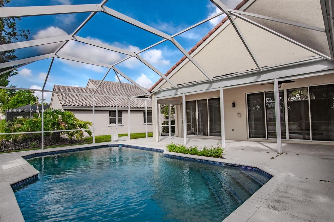 For Rent: $5,500 (4 beds, 3 baths, 2356 Square Feet)