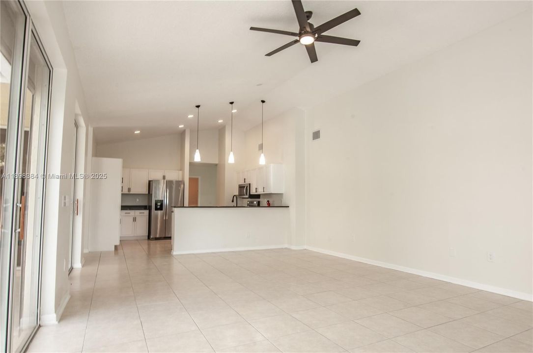 For Rent: $5,500 (4 beds, 3 baths, 2356 Square Feet)