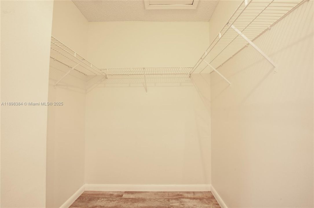 For Rent: $5,500 (4 beds, 3 baths, 2356 Square Feet)