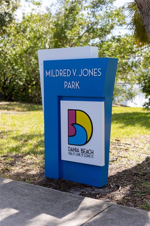 待售: $435,000 (3 贝兹, 1 浴室, 1023 平方英尺)