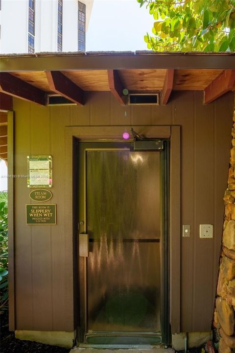 For Sale: $345,000 (2 beds, 2 baths, 1268 Square Feet)