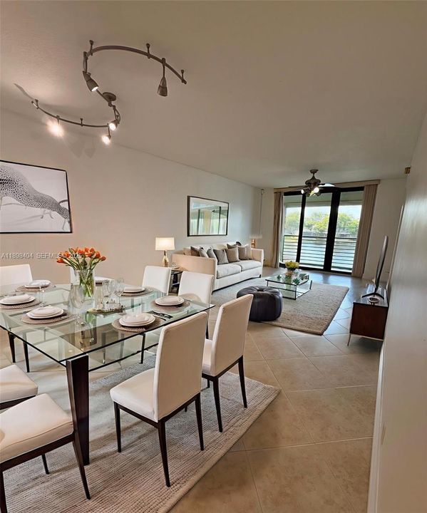 For Sale: $307,500 (2 beds, 2 baths, 1271 Square Feet)