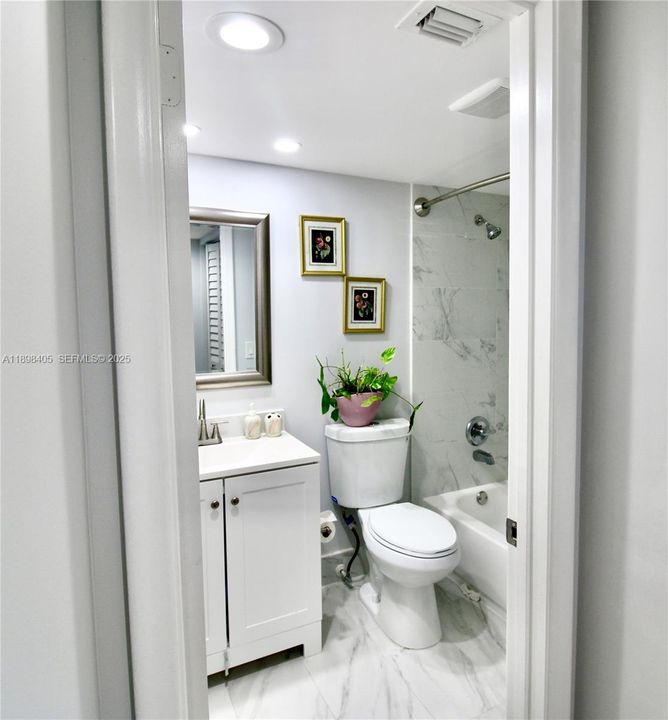 2nd bathroom