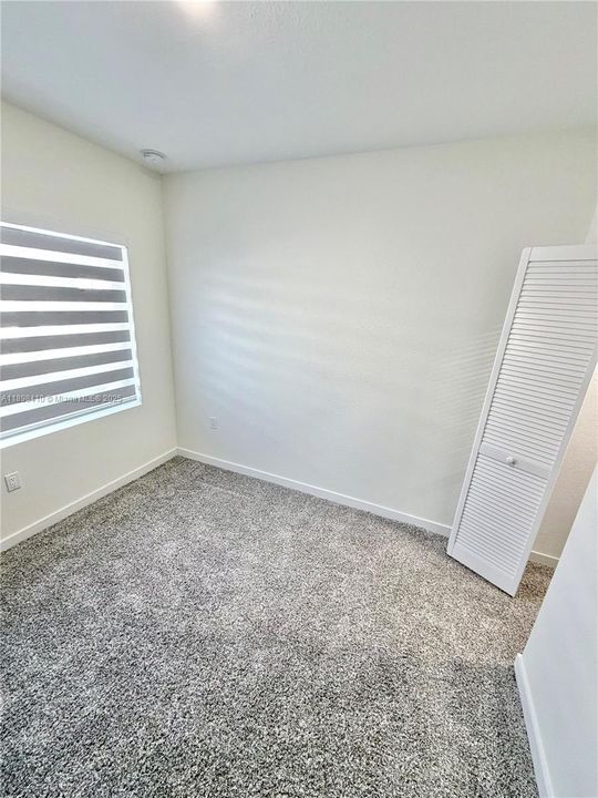 В аренду: $1,000 (1 спален, 1 ванн, 1398 Квадратных фут)