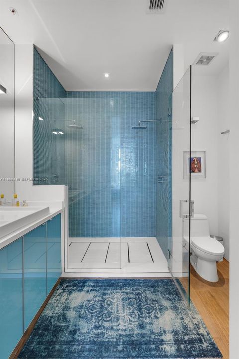 待售: $949,000 (2 贝兹, 2 浴室, 966 平方英尺)