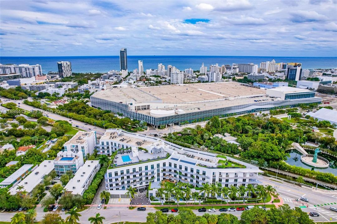 待售: $949,000 (2 贝兹, 2 浴室, 966 平方英尺)