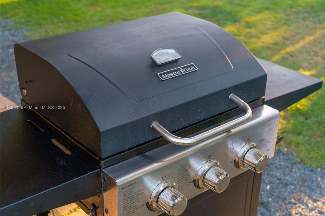 En Renta: $10,000 (4 camas, 2 baños, 2708 Pies cuadrados)