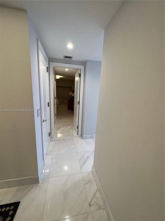 For Rent: $15,300 (2 beds, 2 baths, 1801 Square Feet)