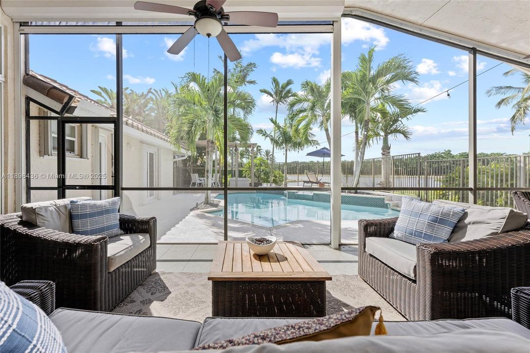 For Sale: $1,099,000 (4 beds, 2 baths, 2370 Square Feet)