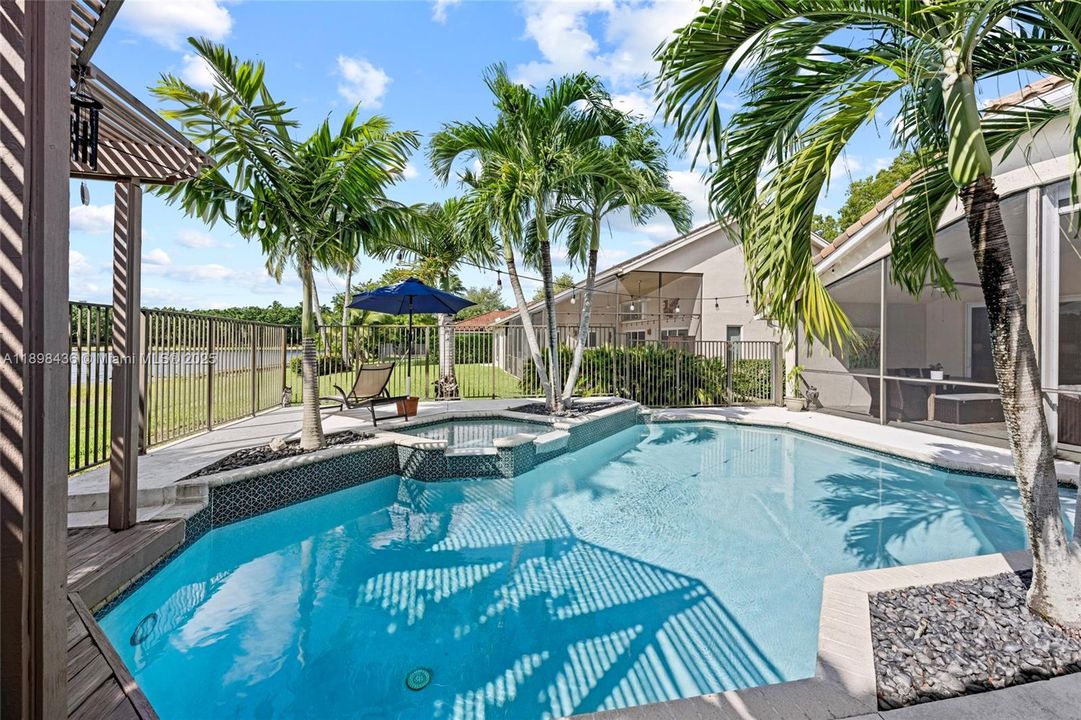 For Sale: $1,099,000 (4 beds, 2 baths, 2370 Square Feet)