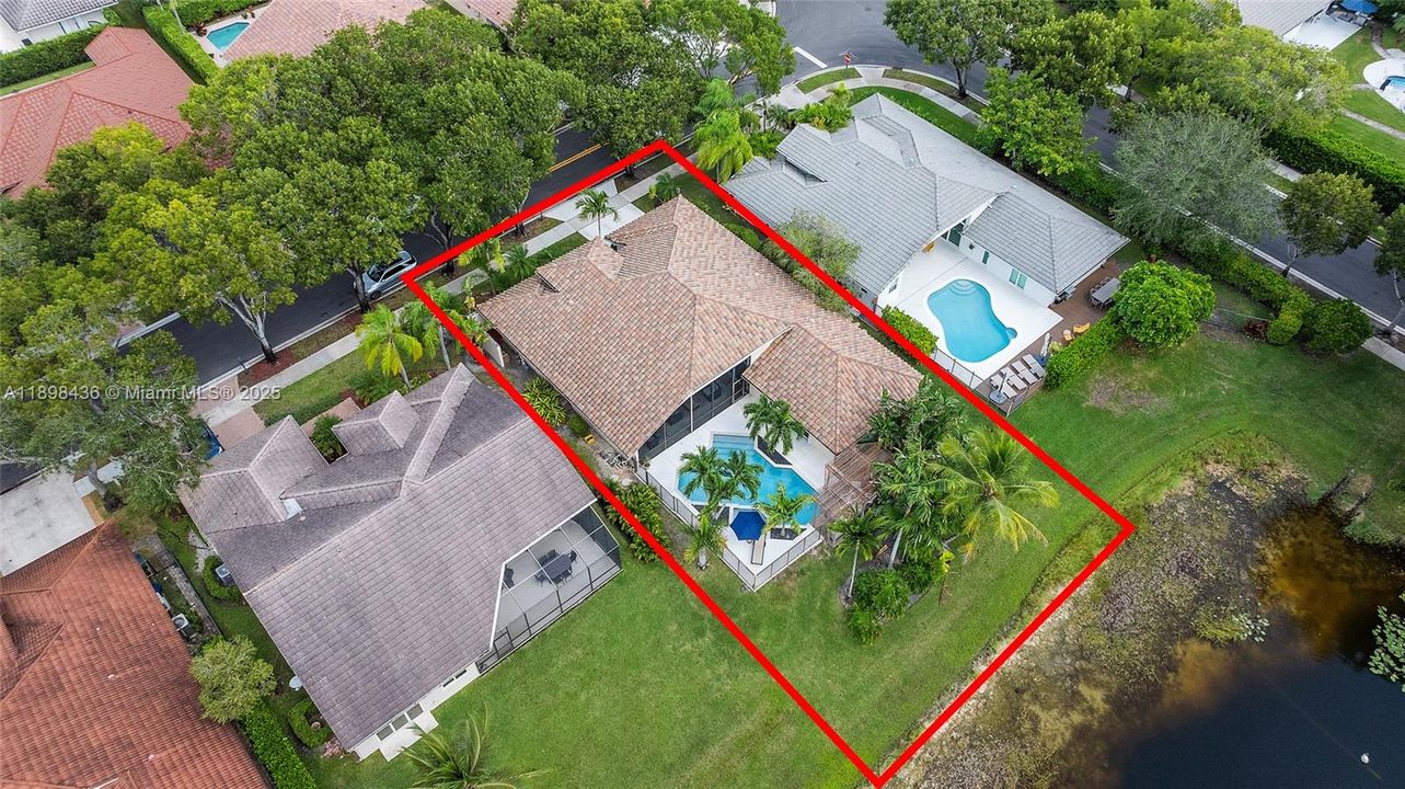 For Sale: $1,099,000 (4 beds, 2 baths, 2370 Square Feet)